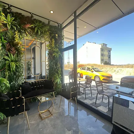 Fourpoints Airport Hotel 3*