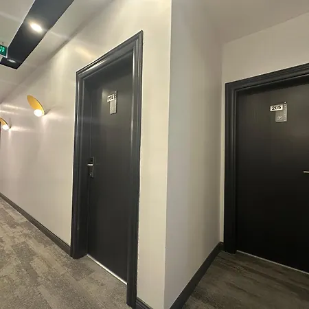 Fourpoints Airport Hotel 3*