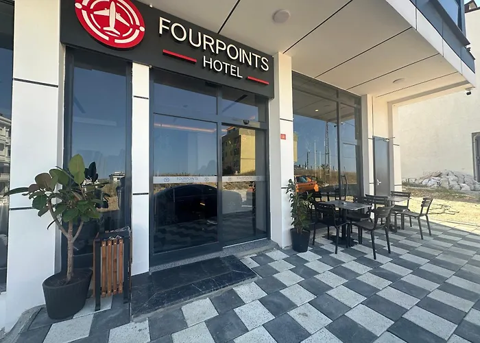 Fourpoints Airport 3*